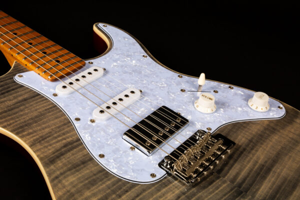 JS-450 HSS TBK (8) Jet Guitars JS450TBK單單雙電吉他 黑色虎紋楓木漸層