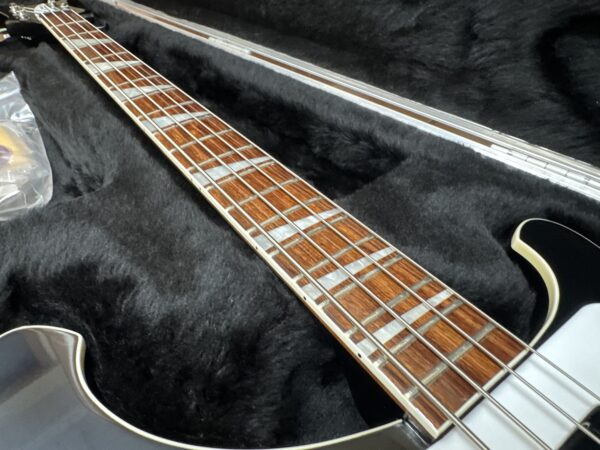Rickenbacker 4003 Jetglo 美廠電貝斯 2025全新