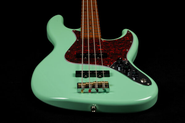 Jet Guitars JJB300SFG 電貝斯(湖水綠/龜背)